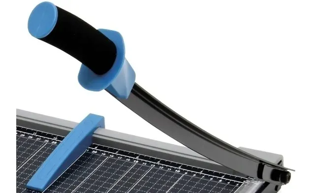 solidna-gilotyna-do-papieru-wallner-gb460-a3-stan-nowy-waga-z-opakowaniem-0-335-kg