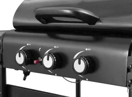 grill-gazowy-3-palniki-boczne-polki-praktyczny
