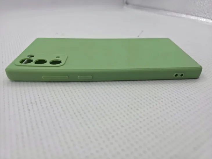 z8633-etui-pokrowiec-samsung-galaxy-note-20-material-tworzywo-sztuczne