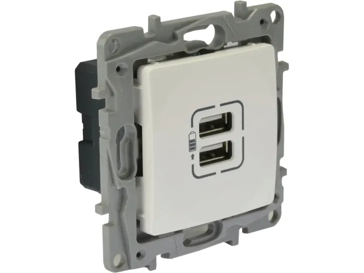 gniazdo-ladowarka-2x-usb-24a-biale-legrand-niloe