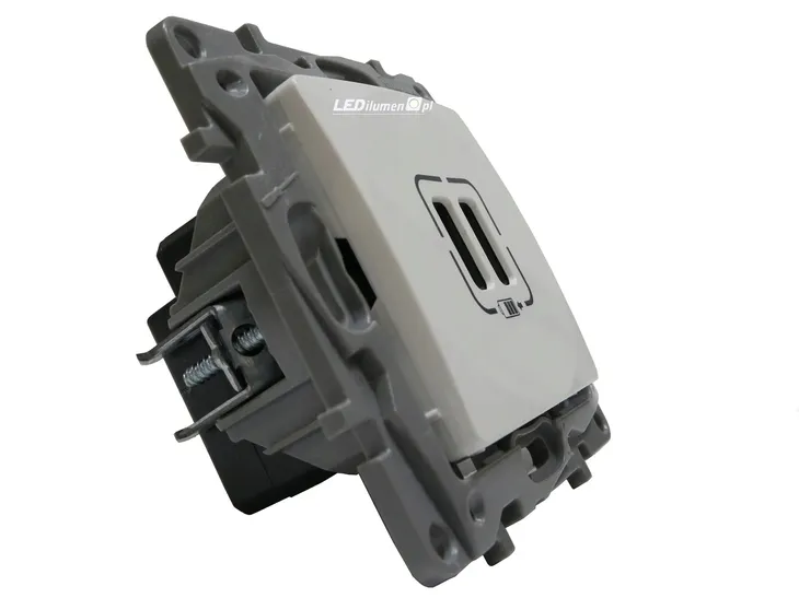 gniazdo-ladowarka-2x-usb-24a-biale-legrand-niloe-przeznaczenie-elektryczne-usb