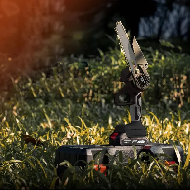 reczna-pila-lancuchowa-akumulatorowa-elektryczna-pilarka-6-2x-akumulator-napiecie-akumulatora-21-v