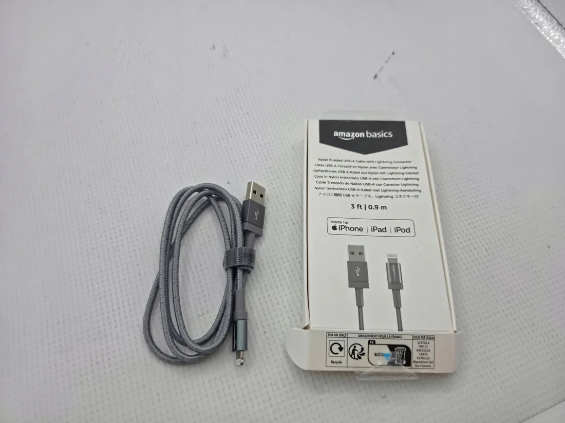 z8261-kabel-amazon-basics-usb-apple-lightning-1-m-niebieski