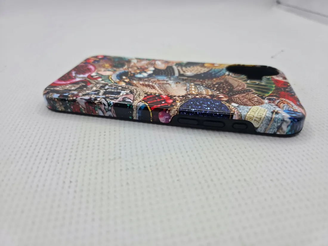 z8158-etui-case-pokrowiec-plecki-iphone-16-plus-stan-powystawowy
