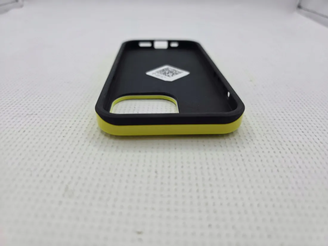 z7775-etui-case-pokrowiec-plecki-do-apple-iphone-13-pro-stan-powystawowy