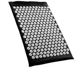 2-x-mata-do-akupresury-z-kolcami-redukuje-stres-i-bol