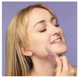 fluff-kamien-gua-sha-do-masazu-twarzy-rozowy-kwarc