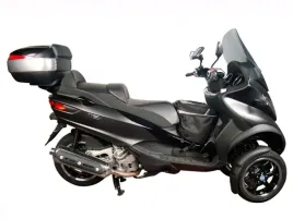 stelaz-pod-kufer-centralny-shad-do-piaggio-mp3-300-lt-ie-business-mp3-300