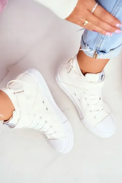 big-star-ff274579-white-39-cechy-dodatkowe-brak