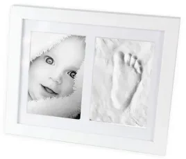 2-x-ramka-raczki-stopki-dziecka-z-glina-odlew-odcisk-bobasa