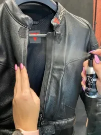 antybakteryjny-neutralizator-zapachow-do-odziezy