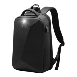 plecak-na-laptopa-antykradziezowy-tablet-tsa-usb