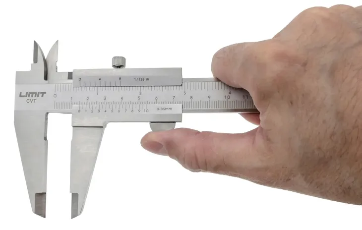 suwmiarka-limit-300mm-26700708-limit-stan-nowy-rodzaj-analogowa