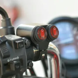 motocyklowy-2x-przelacznik-wlacznik-cnc-aluminiowy