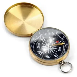 kompas-metalowy-zamykany-dogodny-ksztalt-do-wyznaczania-azymutu-na-mapie