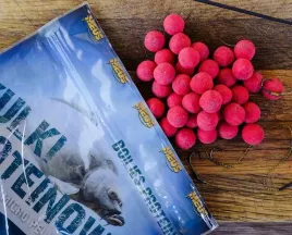 2-x-kulki-zanetowe-meus-durus-15mm-1kg-truskawka