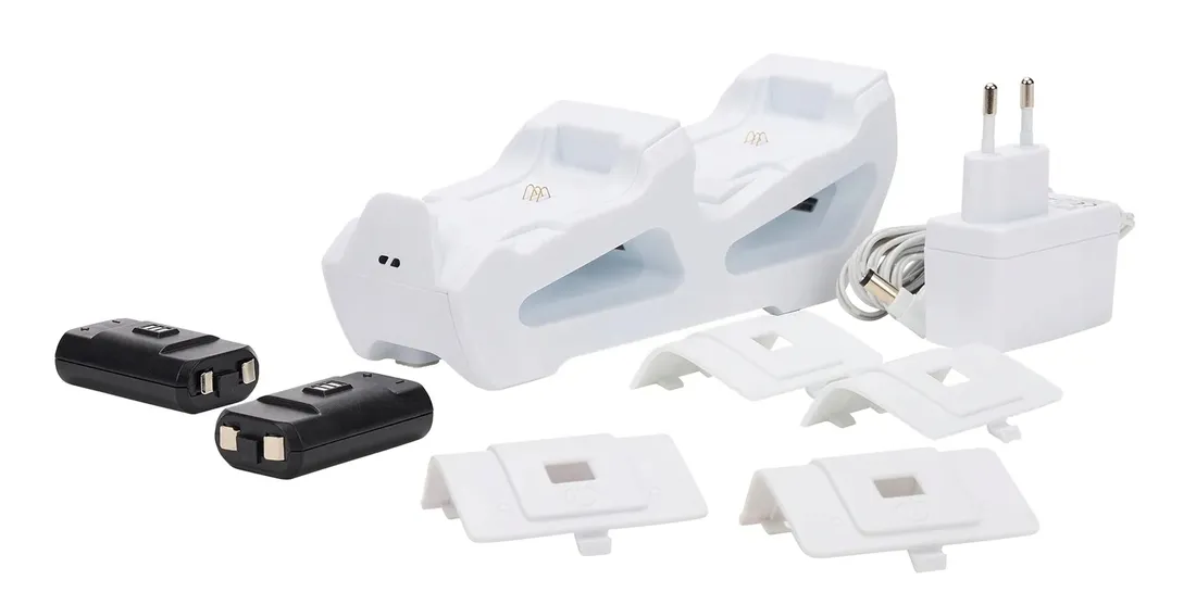 ladowarka-do-padow-xbox-series-i-one-biala-powera