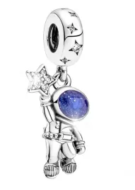 zawieszka-charms-astronauta-charms-srebro-925