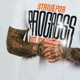 koszulka-progress-white-s-gymbeam