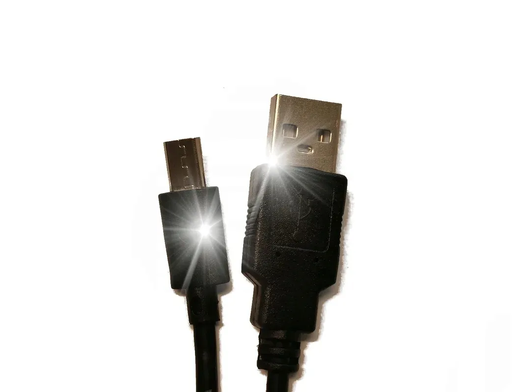 kabel-micro-usb-myphone-hammer-2-iron-axe-lte