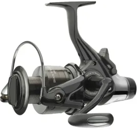 2-x-kolowrotek-daiwa-black-widow-carp-br-4500a