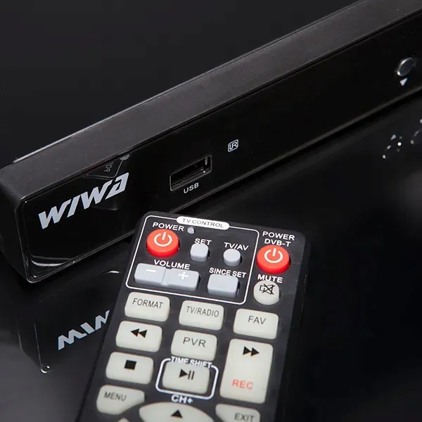 dekoder-tuner-naziemna-tv-dvb-t2-hevc-h-265-maxx-zalaczone-wyposazenie-pilot-zdalnego-sterowania-wiwa-memo-control-skrocona-instrukcja-obslugi