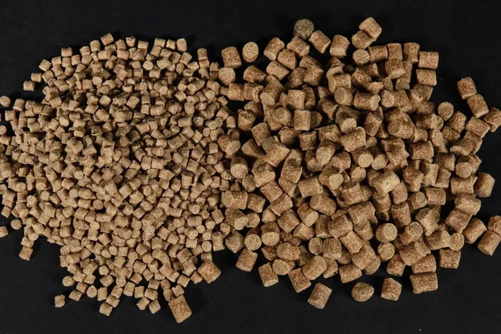 2-x-pellet-cc-moore-live-system-pellets-6mm-1kg-wielkosc-6-mm
