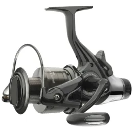 2-x-kolowrotek-daiwa-black-widow-carp-br-4000a