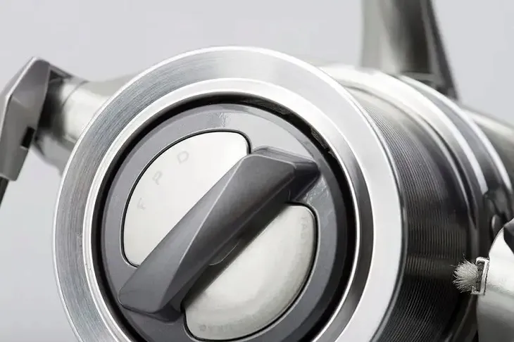 2-x-kolowrotek-okuma-8k-surf-fd-przelozenie-4-7-1