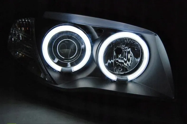 lampy-bmw-1-e87-e81-e82-04-11r-ringi-ccfl-black