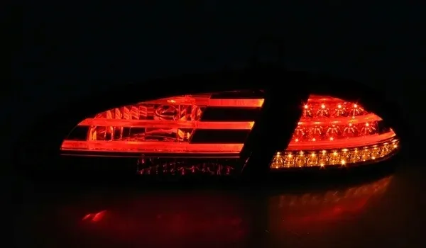 LAMPY DIODOWE SEAT LEON 1P 05-09R LED RED CHROM
