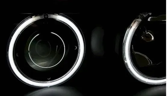 lampy-bmw-e36-91-97r-coupe-ringi-led-biale-ccfl-jakosc-czesci-zgodnie-z-gvo-z-zamiennik
