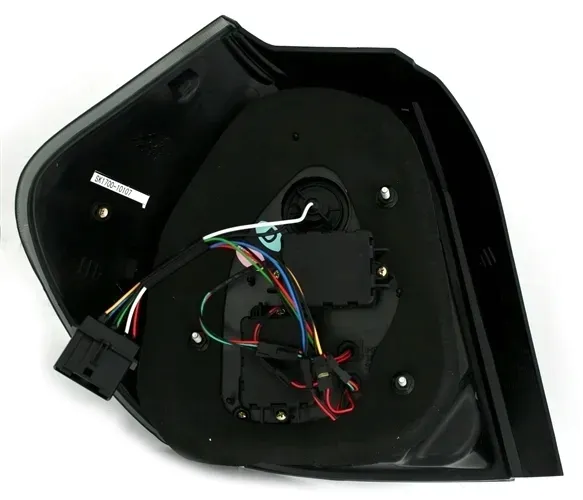 lampy-bmw-1-e87-e81-04-07r-black-led-bar