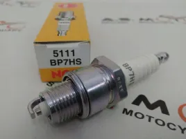 swieca-zaplonowa-ngk-bp7hs