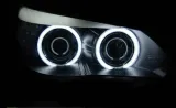 lampy-reflektory-bmw-e60-e61-03-07-ccfl-black-led-rodzaj-swiatel-mijania-tradycyjne-halogenowe