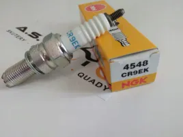 swieca-zaplonowa-cr9ek-yamaha-honda-suzuki-kawasak