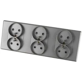 gniazdo-potrojne-szare-zestaw-ramka-potrojna-i-3-x-gniazdko-miuun-leo