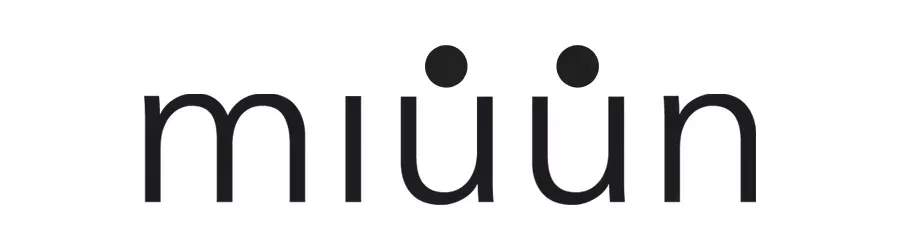 gniazdo-potrojne-szare-zestaw-ramka-potrojna-i-3-x-gniazdko-miuun-leo