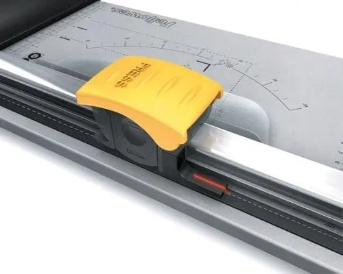 2-x-trymer-fellowes-electron-a4-stan-nowy-waga-z-opakowaniem-1-601-kg