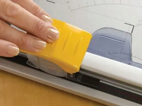 2-x-trymer-fellowes-electron-a4-stan-nowy-marka-fellowes