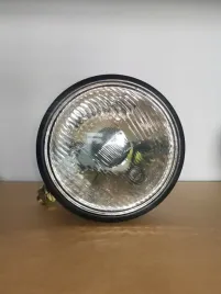 lampa-reflektor-przedni-lewy-prawy