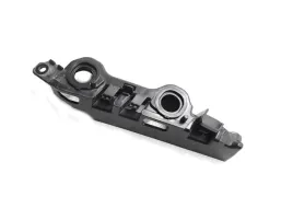 slizg-prowadnica-mocowanie-zderzaka-przod-prawa-audi-a6-oe