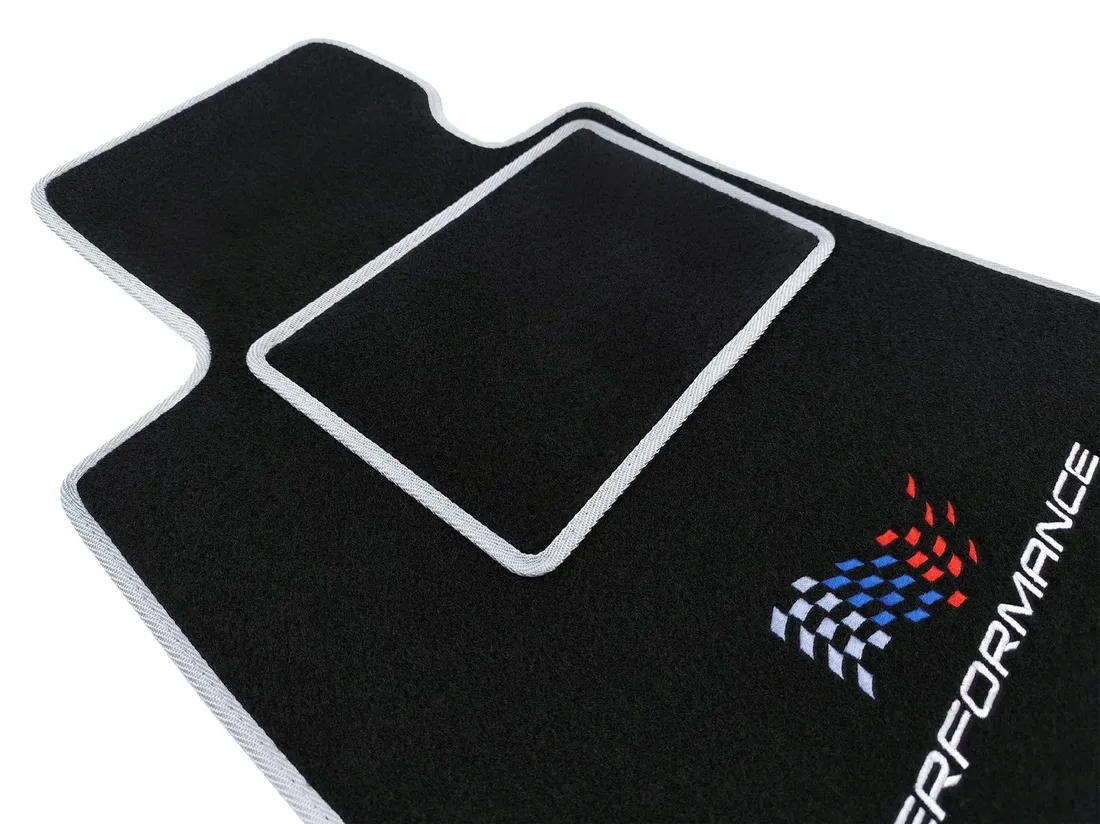 dywaniki-samochodowe-bmw-3-e30-1982-1994-performance-flaga