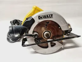 2-x-pilarka-tarczowa-65mm-kufer-dwe560k-qs-dewalt