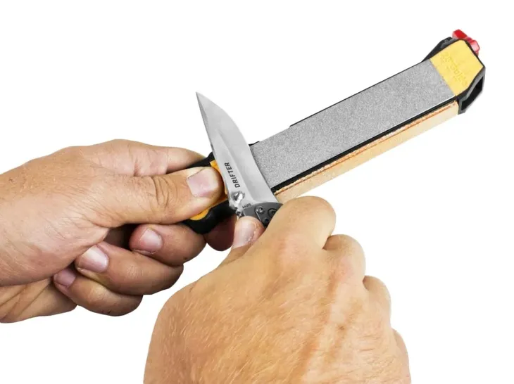 work-sharp-guided-field-sharpener-uniwersalna-ostrzalka-5-w-1-marka-work-sharp-rodzaj-diamentowa