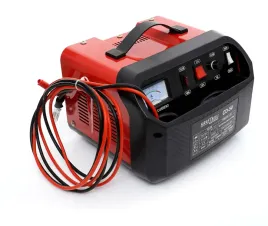 2-x-prostownik-samochodowy-12-24v-30a-120ah-ladowarka-akumulatorow-kraftand