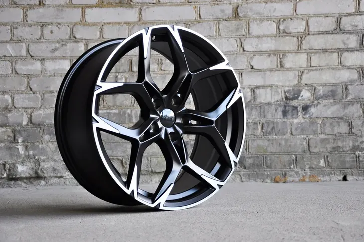 felgi-18-audi-e-tron-q4-sportback-e-tron-liczba-felg-w-ofercie-4-szt