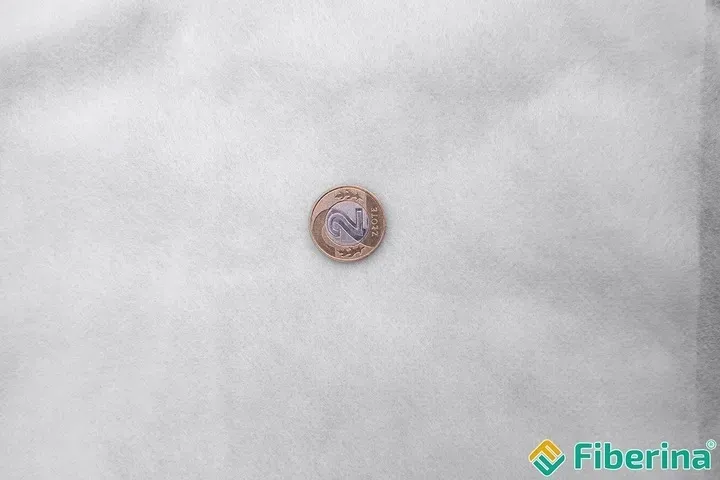 otulina-wiosenna-32x20m-okryciowa-19g-m2-lekka-rosliny-wloknina-ziemniaki