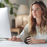 myszka-pionowa-dla-leworecznych-bezprzewodowa-wertykalna-cicha-mysz-baterie-stan-opakowania-oryginalne