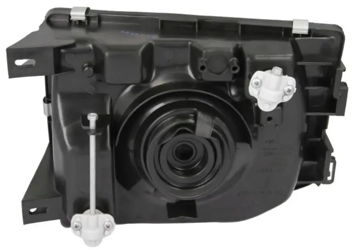 reflektor-lampa-prawy-mitsubishi-pajero-stan-nowy-rodzaj-swiatel-mijania-tradycyjne-halogenowe